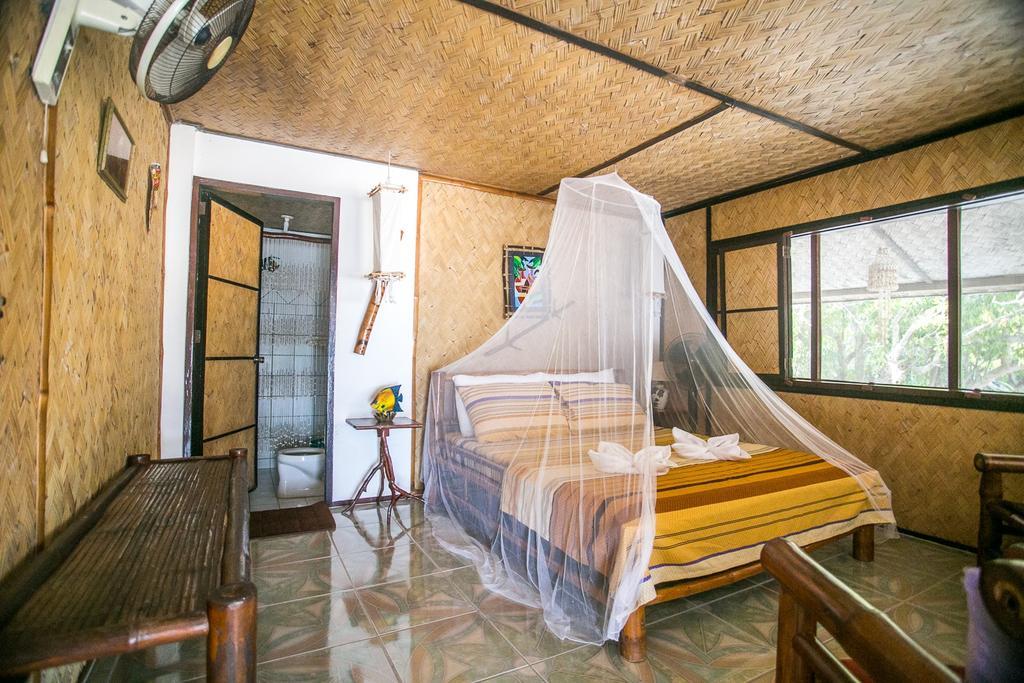 Coral Bay Beach And Dive Resort Busuanga Room photo