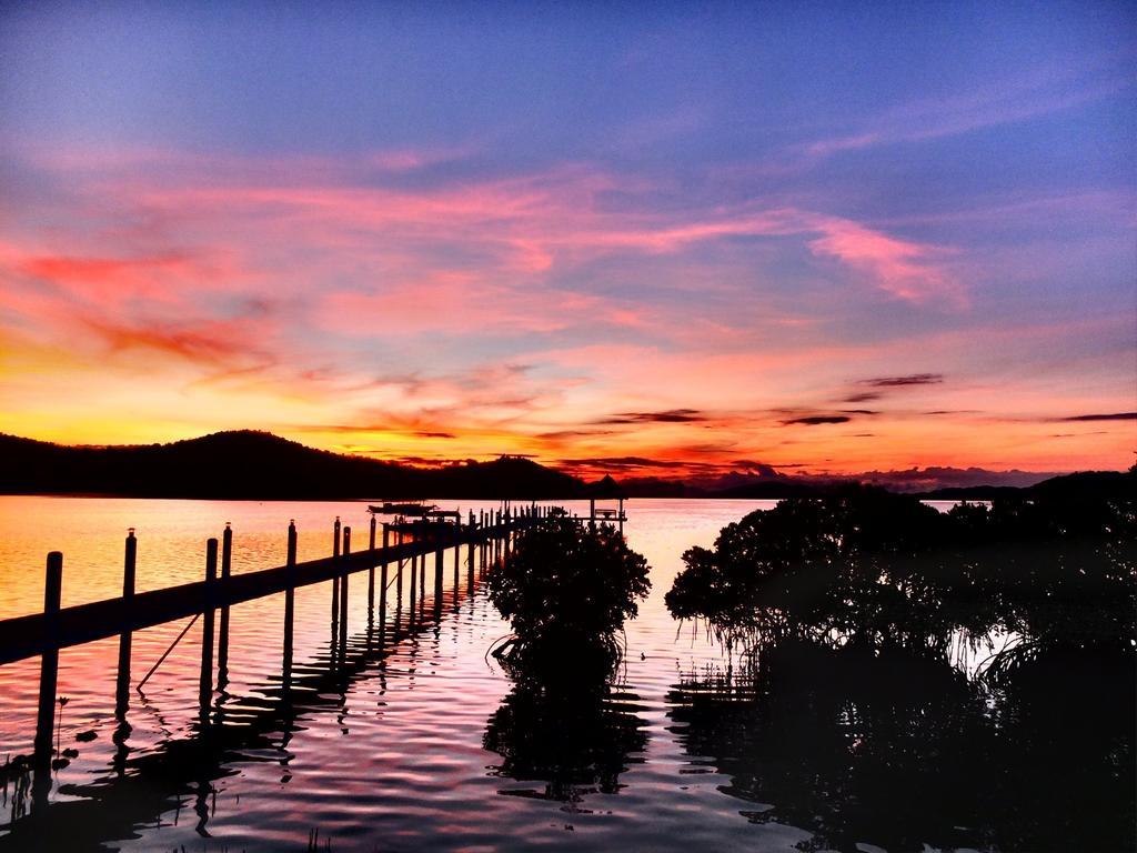 Coral Bay Beach And Dive Resort Busuanga Exterior photo