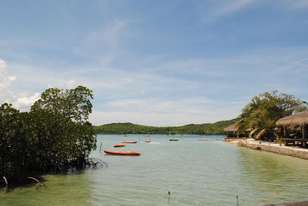 Coral Bay Beach And Dive Resort Busuanga Exterior photo